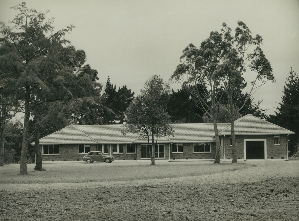 Bernard Chambers Building, 1954