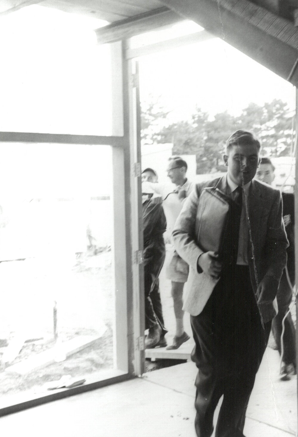 Palmerston North University College. Students arriving, circa March 1960