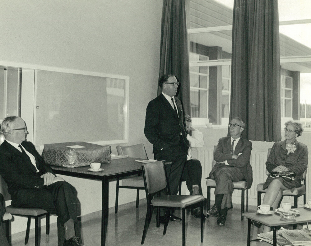 Distinguished Service Award, Geoffrey Alan Cox, 1979