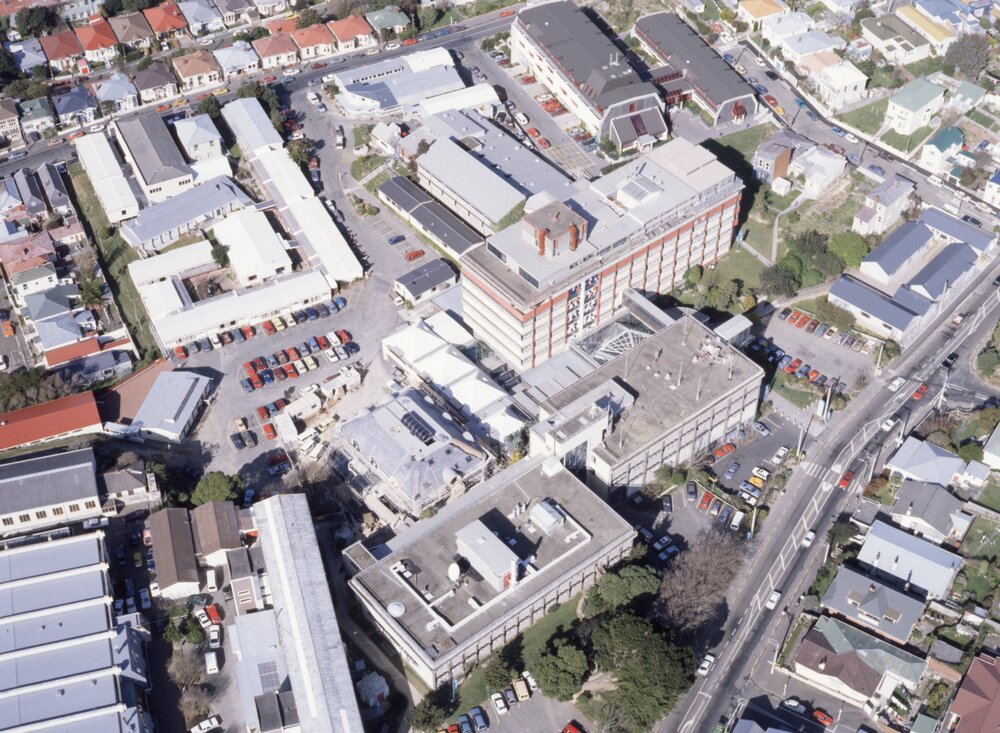 Wellington Polytechnic aerial photograph, 8 September 1992