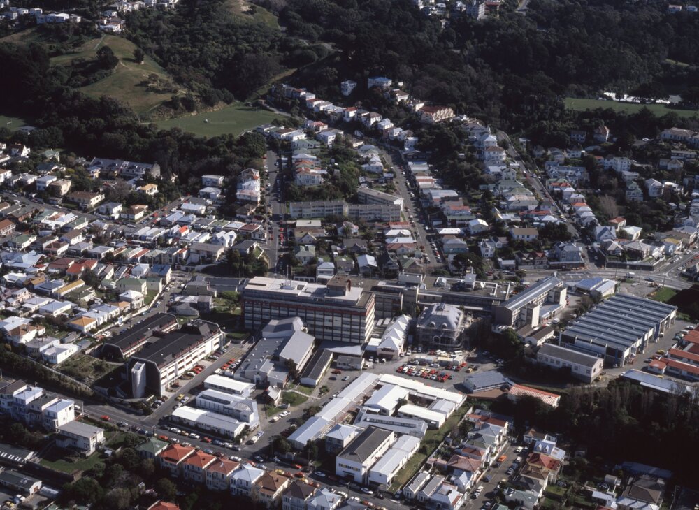 Wellington Polytechnic aerial photograph, 8 September 1992