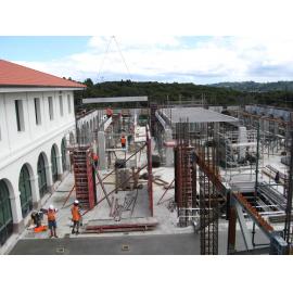 Library, Auckland campus. Library Extension, construction, February 2009