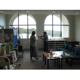 Library, Auckland campus. Library Extension, temporary wall, January 2009