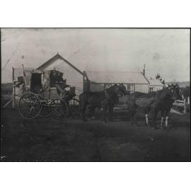 Coaching in Summer, Peters' Accommodation House, circa 1900