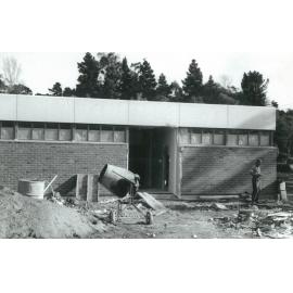 Veterinary Sciences Complex. Animal Laboratory construction, 21 May 1965