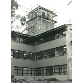 Business Studies West. Construction, 1986